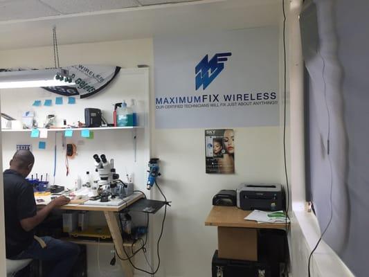 MaximumFix Wireless