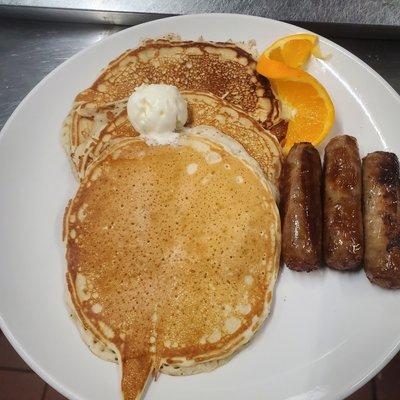 Pancakes with sausage