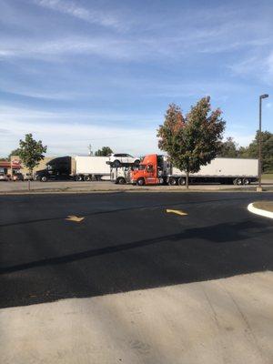 Parking Available for Truckers