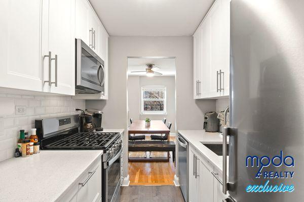 Beautifully renovated Junior 4 at 3030 Johnson Ave. For sale by Greg Kochanov tel: 718-395-3535 email: greg@modarealty.com