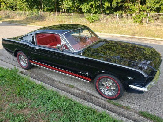 1965 Mustang 2 + 2 fast back