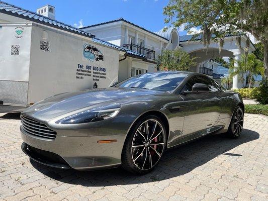 Aston Martin Full Detail