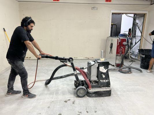 Concrete grinders and vacuums for rental and sale