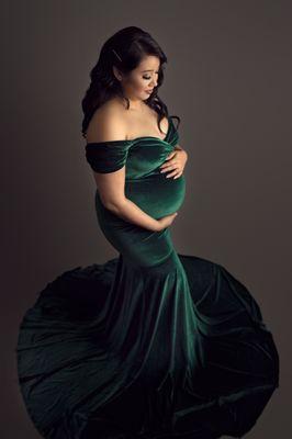 Hollywood Glam Maternity Photo Shoot Peabody, MA