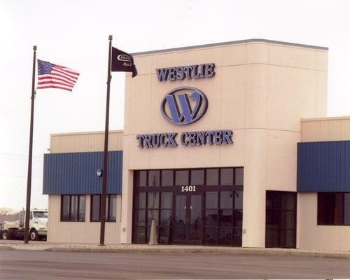 Westlie Truck Center - Minot