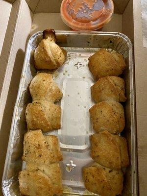 Garlic knots