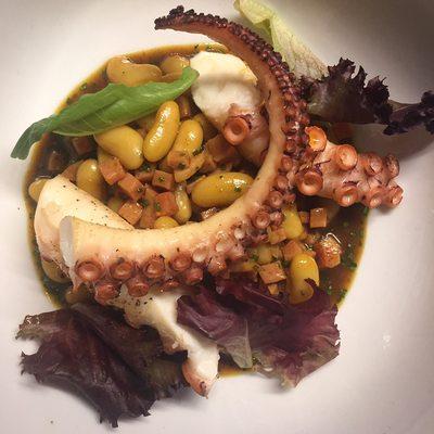 Bombay spices octopus, white beans, ham, olives