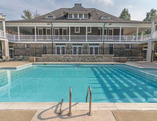 University Village Towson - Swimming Pool