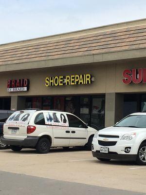 G & Q Shoe Repair