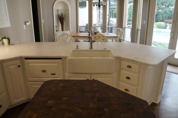 Kitchen remodel with pizzazz.  Kitchen makeovers are our specialty.