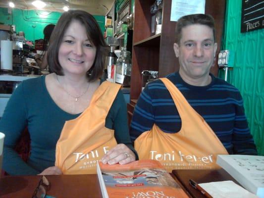 Two happy students, rocking my re-usable, eco-friendly logo tote bag!