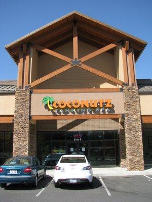 Accent gable at Mead Plaza, Spokane, Washington.  Column free interior lease area with a 64 foot clear span roof.