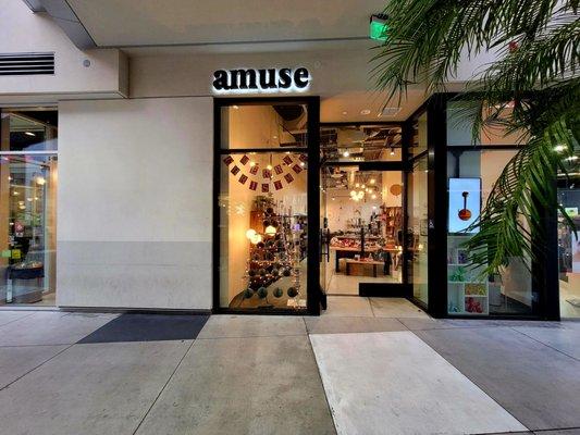 This is outside of illo.... amuse products.  Store name is listed as Illo.