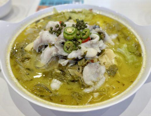 Pickled Cabbage & Pepper Soup with Snakehead Fish