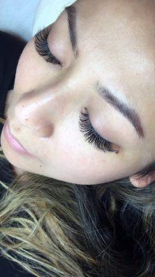 Volume lashes.