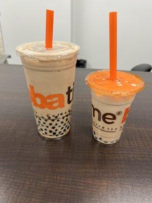 Extra large Coffee Milk Tea (Duet) - Left Regular milk tea - Right