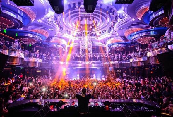 Main room of Onnia nightclub with Calvin Harris performing