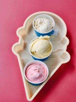 The flight! From top to bottom, Pecan harvest, vanilla, and Strawberry milkshake