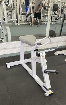 New plate loaded forearm machine.