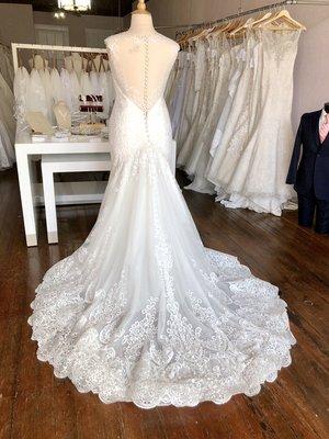 Vintage Chic Bridal Boutique. Dubuque bridal shop