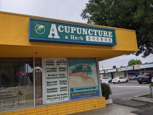 Fullerton Acupuncture & Herbs