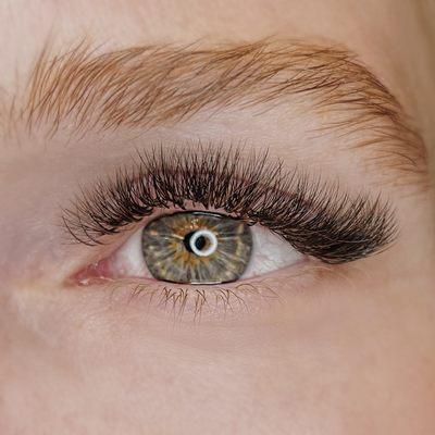 Hybrid Lashes by Chloe