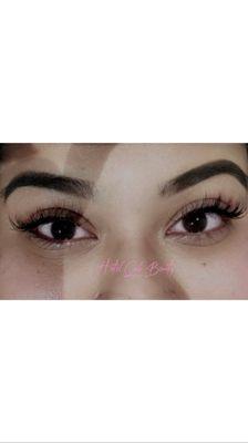 Classic Set by our lash artist, Dejeri