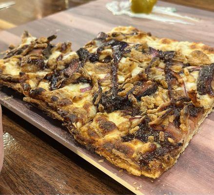 Burnt Ends Flatbread (ate half of it before I remembered to take a pic)