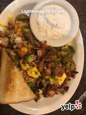 "Texas Trash" (small) breakfast platter.  Yummy!!!