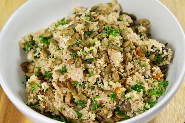 Loaded Organic Quinoa Bowl w/ Shredded Chicken & Fresh Veggies