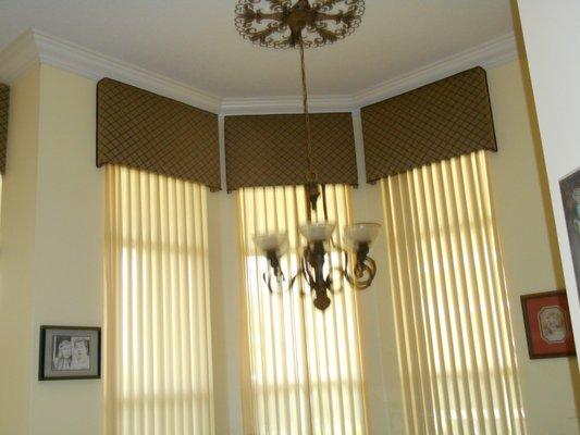 Cornices with sheer draperies a great look for any room.