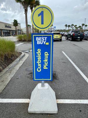 Curbside Pickup Parking