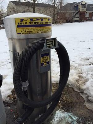 Free self service vacuum before wash.