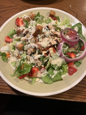 Strawberry summer salad