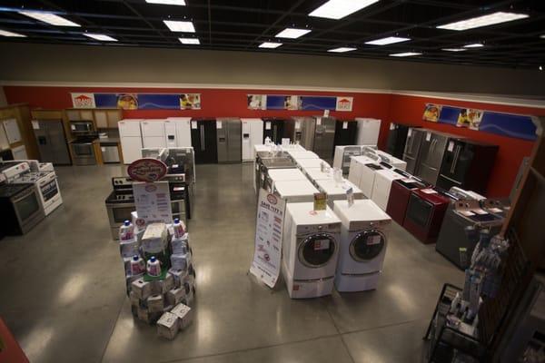 Plenty of Whirpool, Amana, KitchenAid & Maytag appliances to choose from.