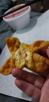 Fried Cheese Wonton, VERY little cream cheese.