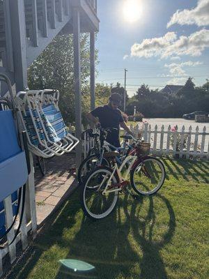 Free bicycles and beach chairs to borrow