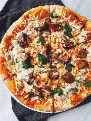 Buffalo Jackfruit Chicken pizza