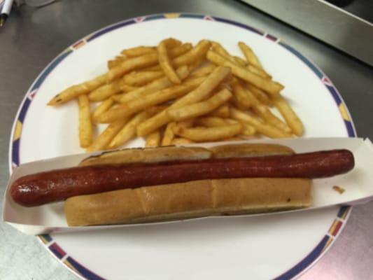 Hot dog w/ fries