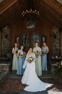 The stunning bridal party!