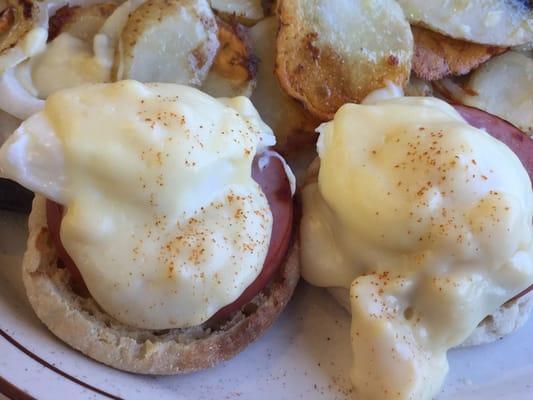 Eggs Benedict