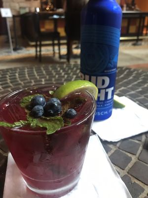 Blueberry mojito! AWESUM! And fresh!