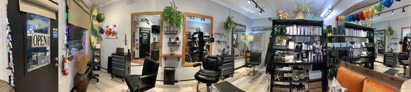 Newly renovated! Come get fresh @islandstylecuts with Chris and Shirls