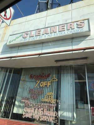 outside garfield dry cleaners