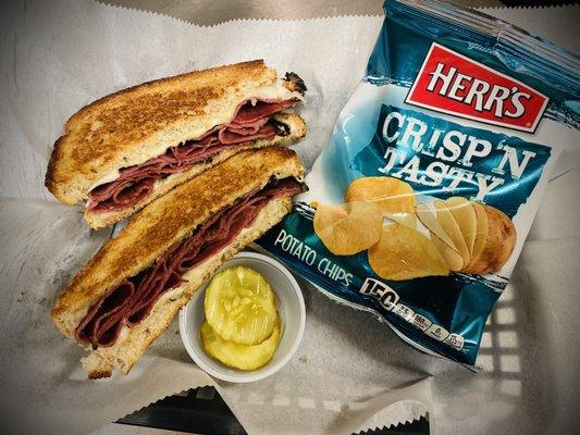 Pastrami and cheese on rye