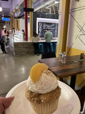 Peach Cobbler cupcake