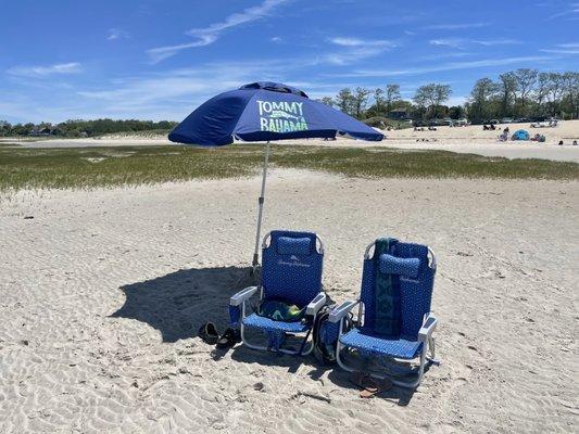 They have beach chairs, umbrellas, and towels to borrow!