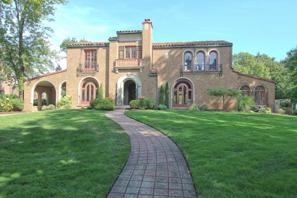 Presented by The Pych Team, 1125 Park Ave, River Forest IL - gorgeously renovated Spanish-style estate built by The Buurma Brothers.