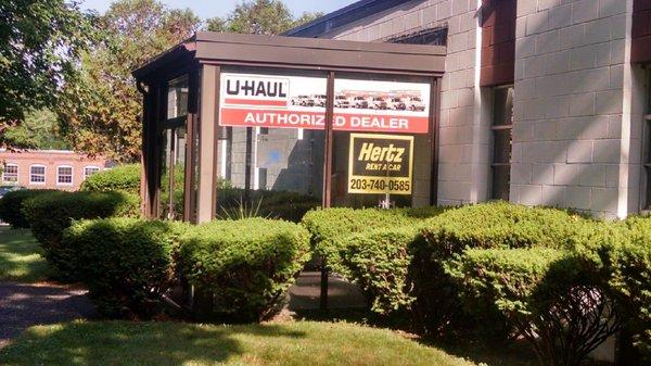 U-Haul Neighborhood Dealer