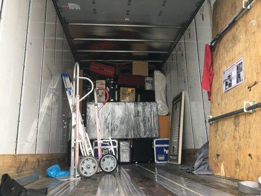 Unloading ABF trailer... Awesome packing job by Friendly Movers, nothing moved or broken from Pittsburgh to Portland, OR.